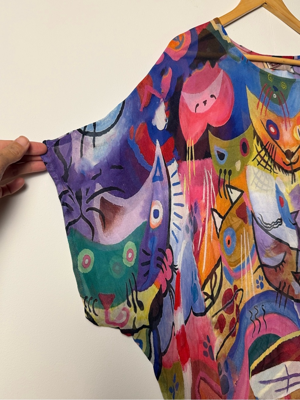 Sterling Styles Colorful Artsy Cats Cover Up Top ONE SIZE - up to a 3X - Picture 5 of 10